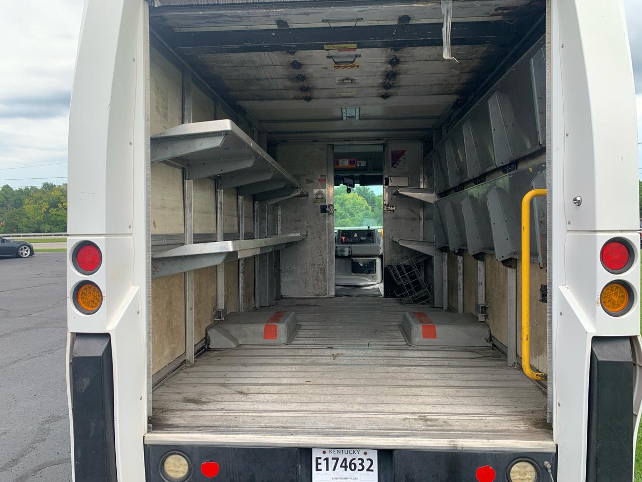 Isuzu Commercial Van 151" WB 12' REACH 2013