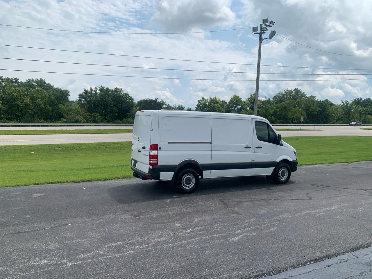 Mercedes-Benz Sprinter Cargo Vans RWD 2500 144" 2016