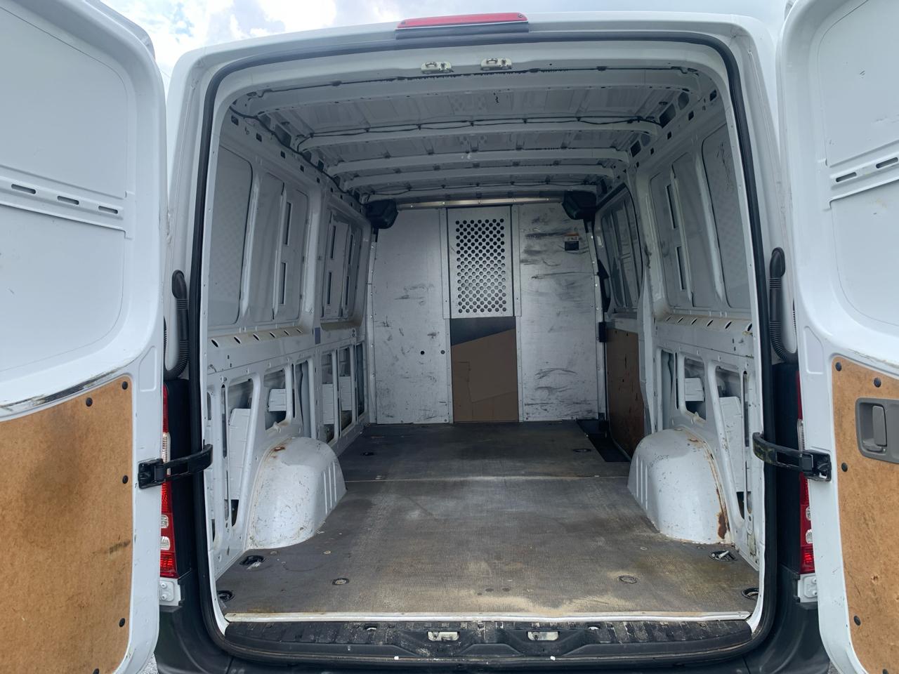 Mercedes-Benz Sprinter Cargo Vans RWD 2500 144" 2016