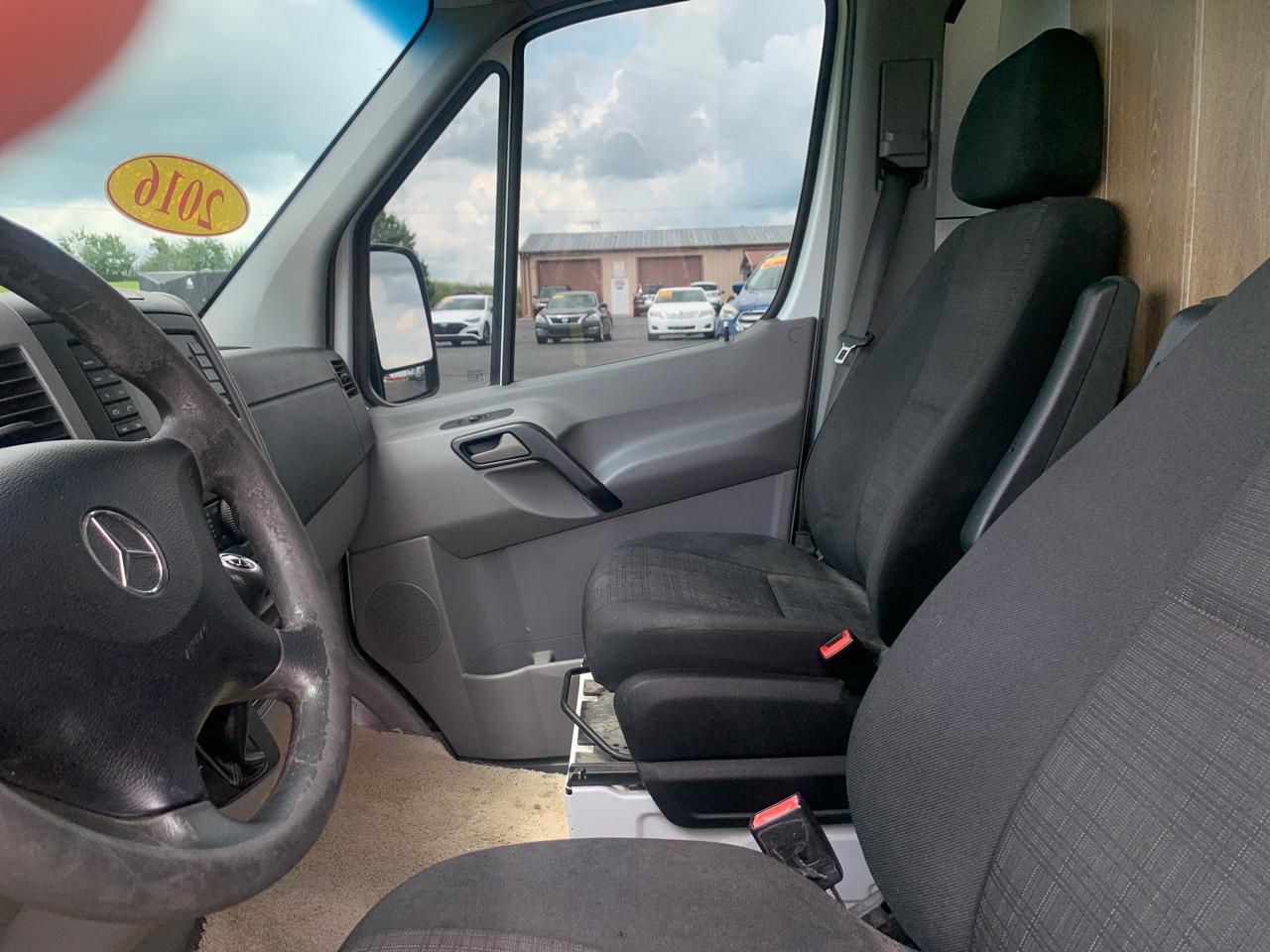 Mercedes-Benz Sprinter Cargo Vans RWD 2500 144" 2016