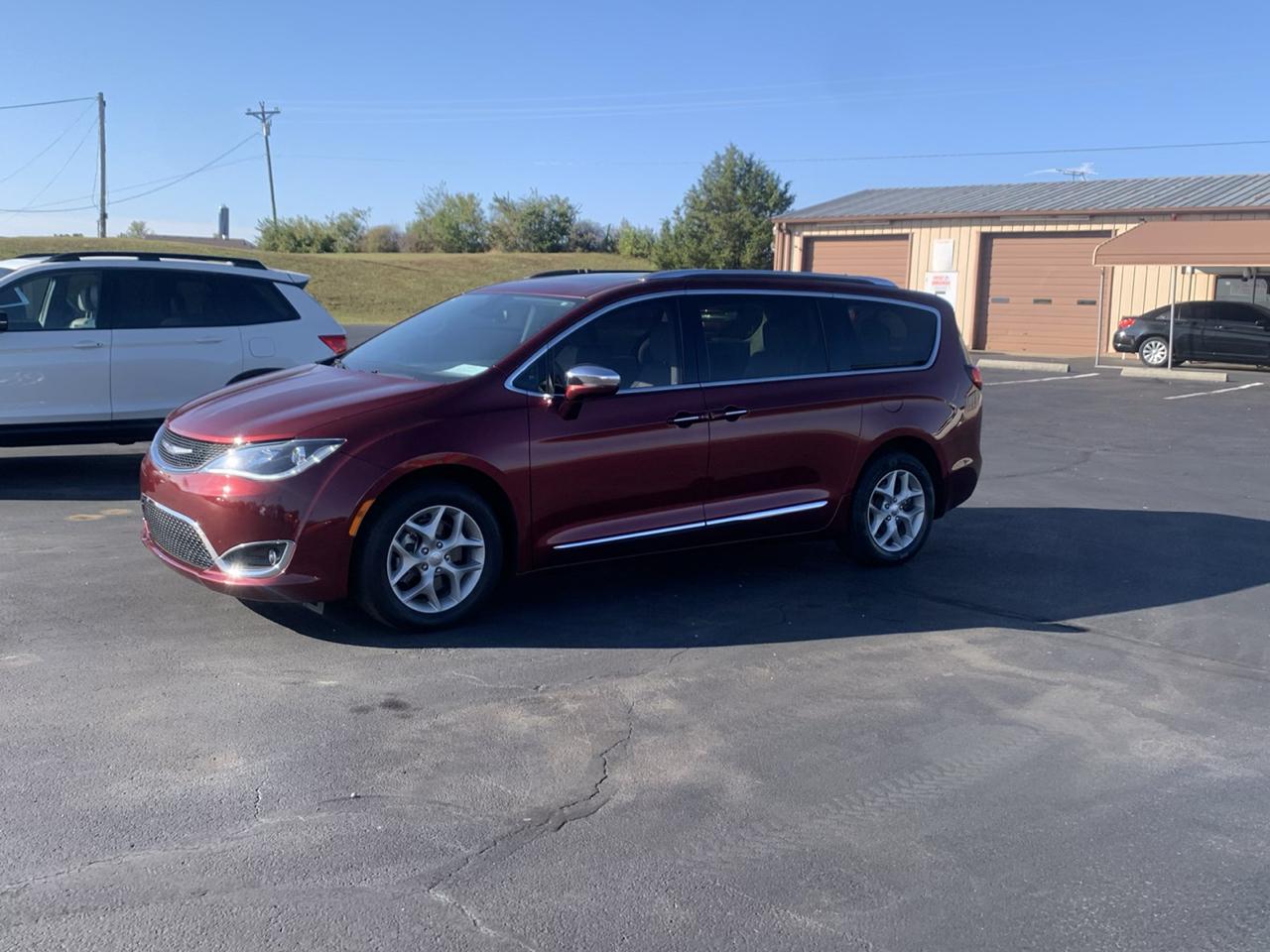 Chrysler Pacifica Limited FWD 2020
