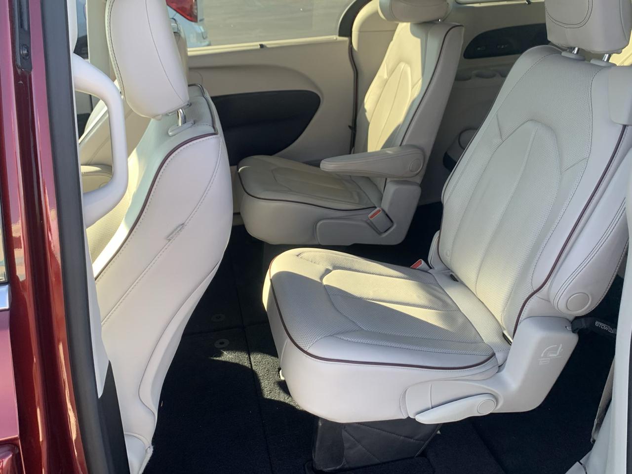 Chrysler Pacifica Limited FWD 2020