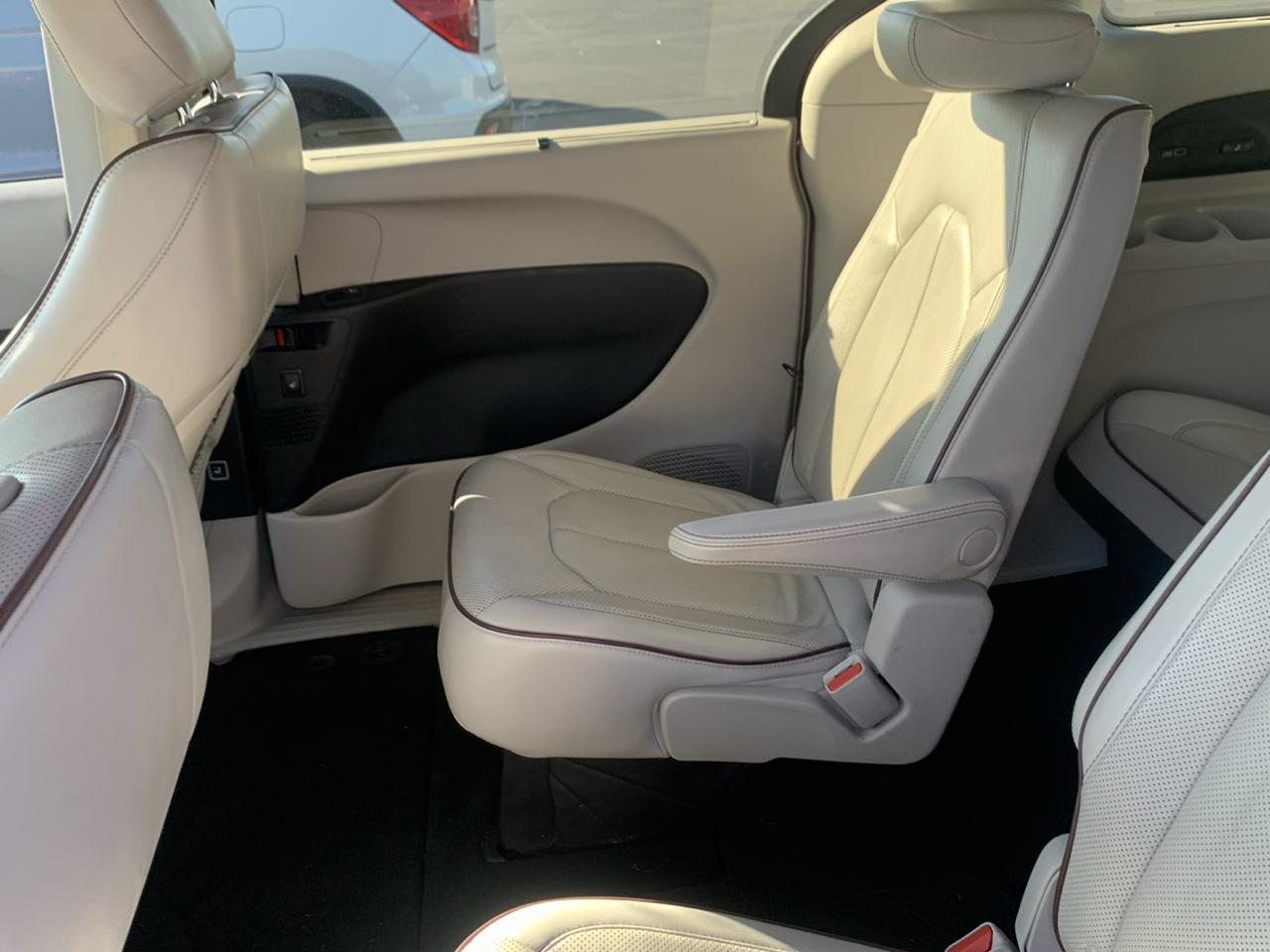 Chrysler Pacifica Limited FWD 2020