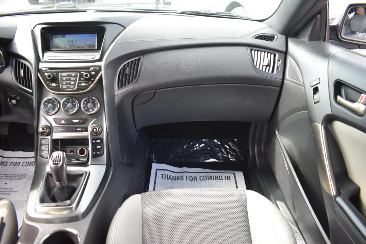 Hyundai Genesis Coupe 3.8 Ultimate 6MT 2015