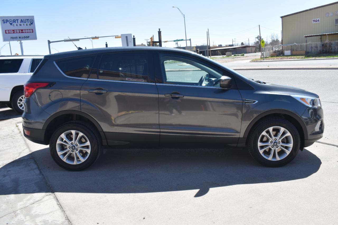 Ford Escape SE FWD 2019
