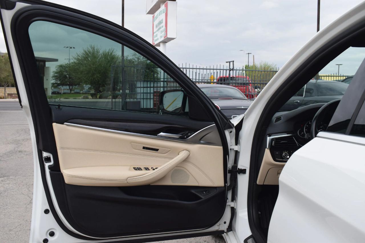 BMW 5-Series 530i 2018
