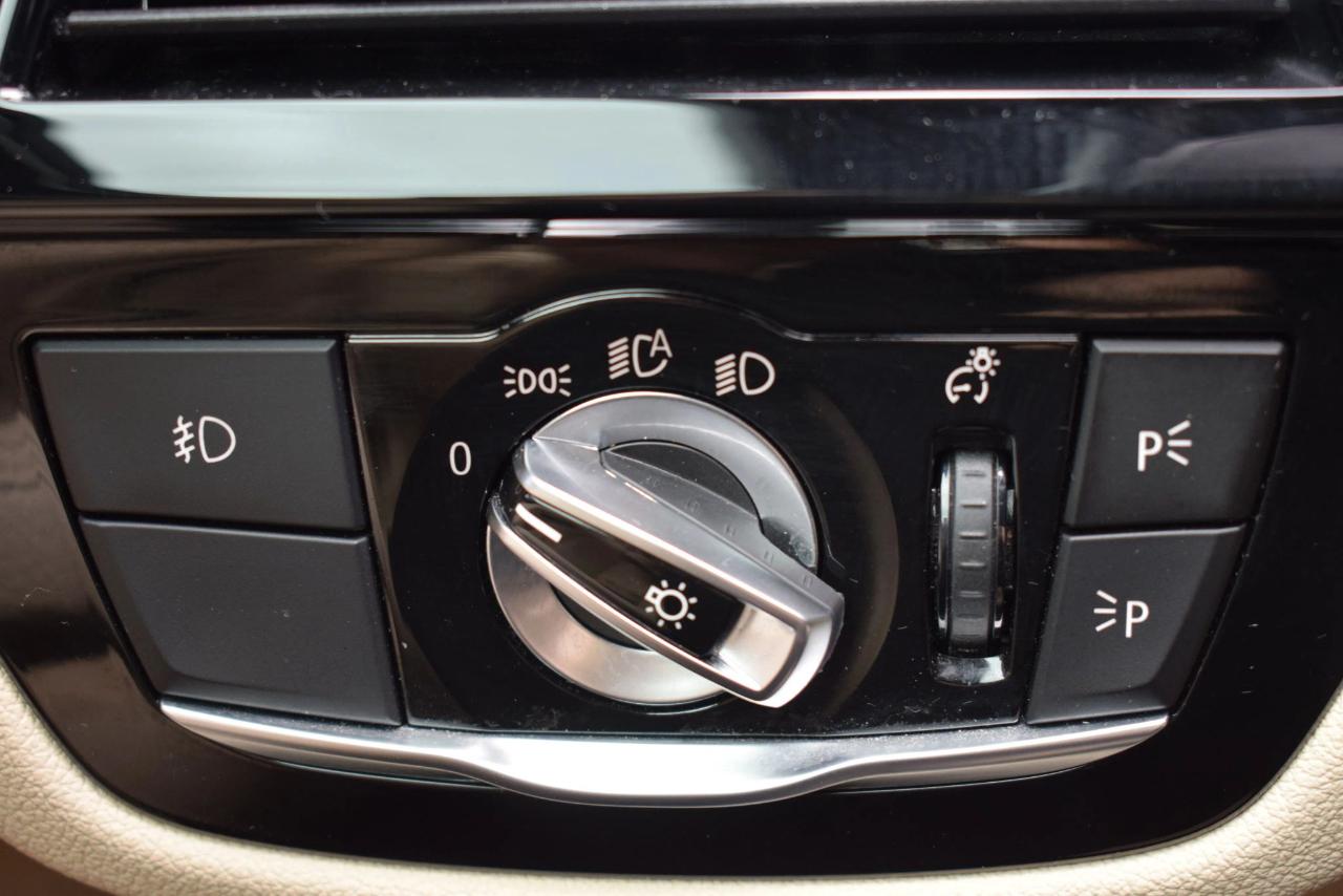 BMW 5-Series 530i 2018