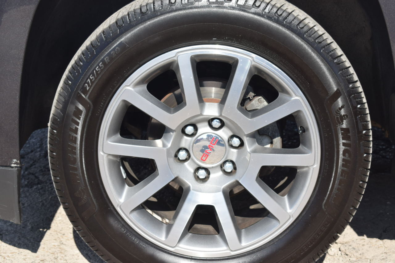 GMC Yukon Denali 4WD 2017 GMC Yukon Denali 4WD 2017
