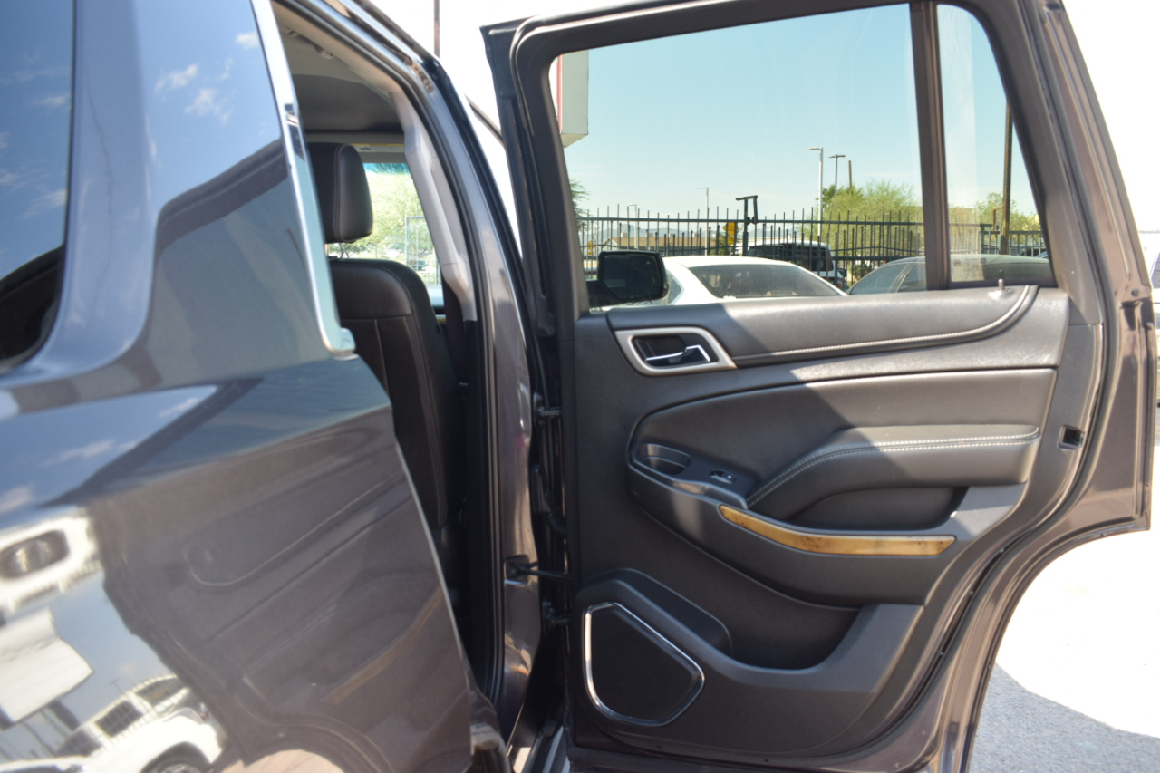 GMC Yukon Denali 4WD 2017 GMC Yukon Denali 4WD 2017