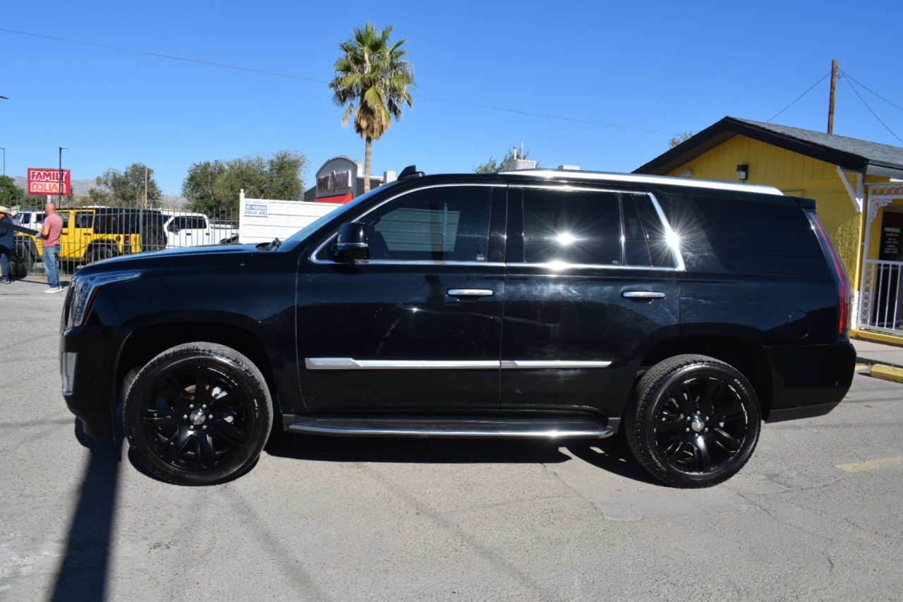 Cadillac Escalade Luxury 2WD 2017 Cadillac Escalade Luxury 2WD 2017