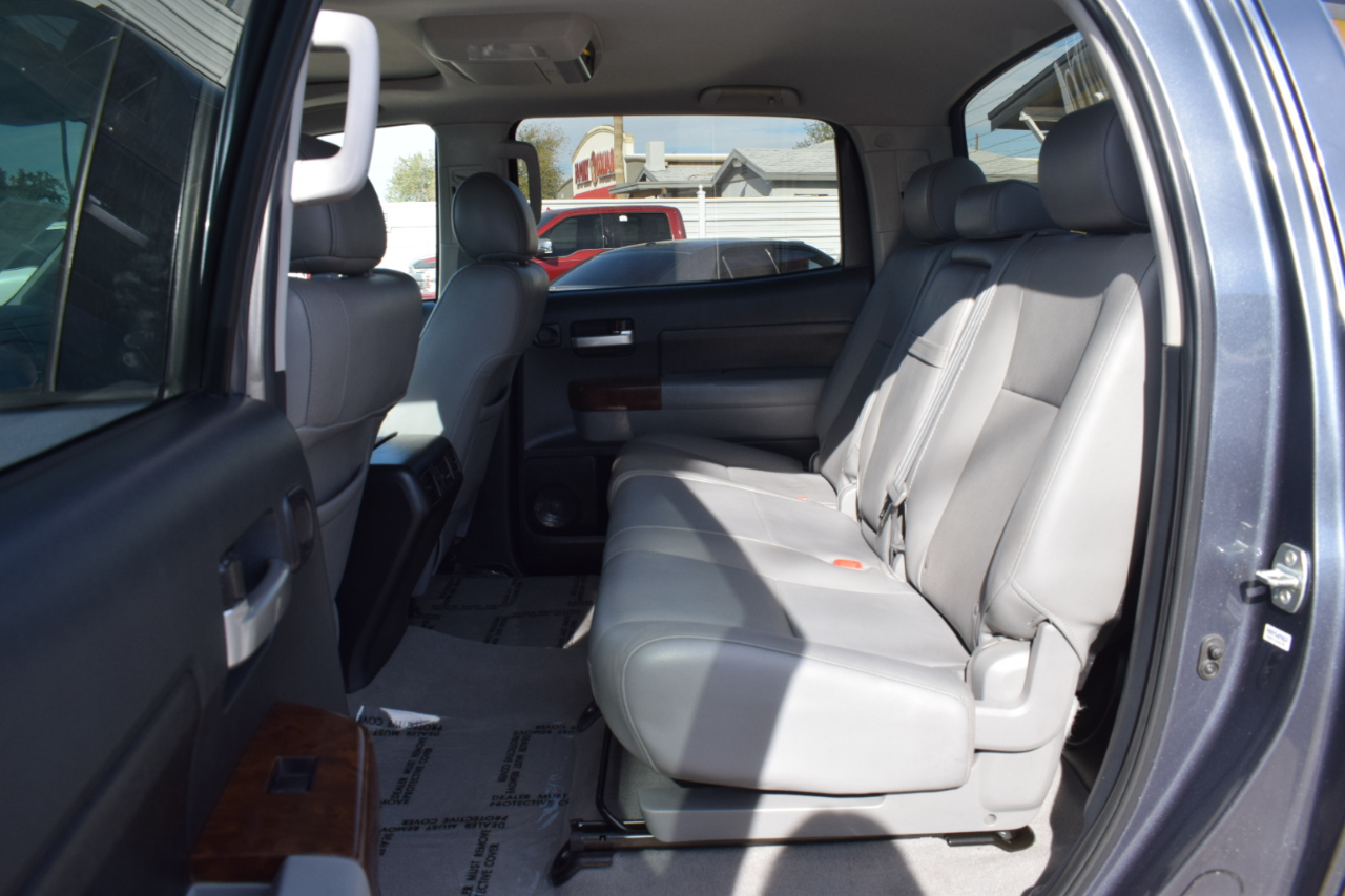 Toyota Tundra Limited 5.7L CrewMax 2WD 2010