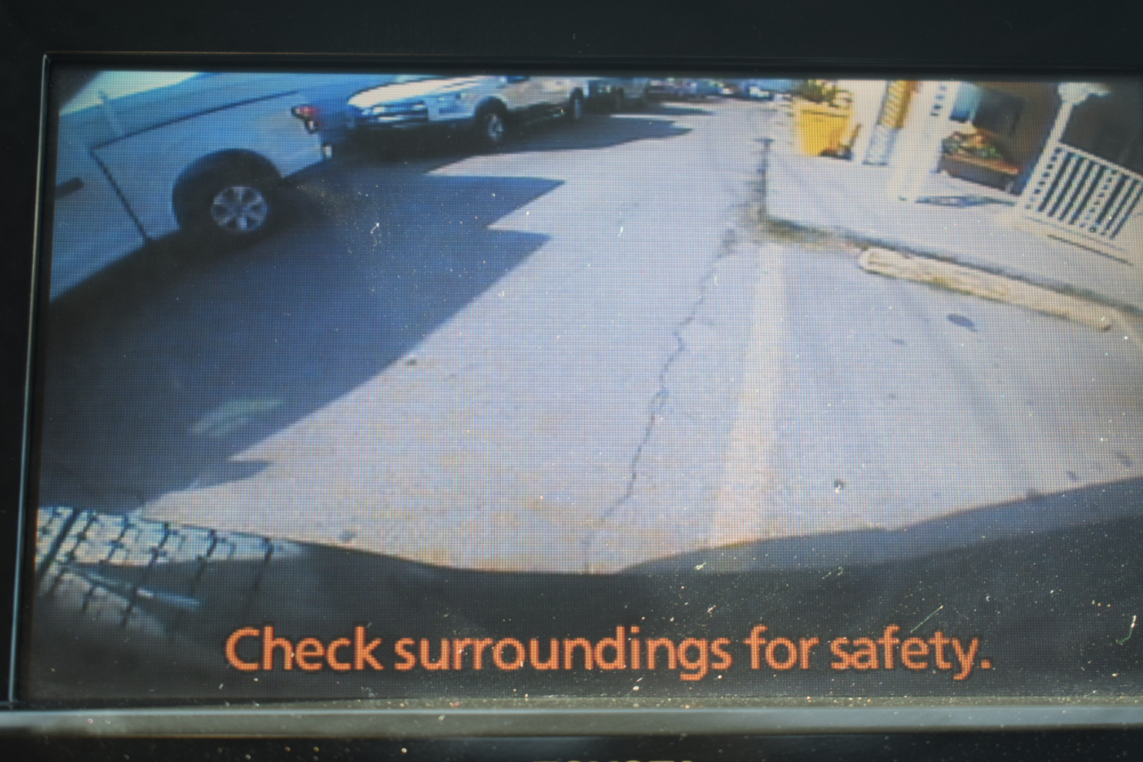 Toyota Tundra Limited 5.7L CrewMax 2WD 2010