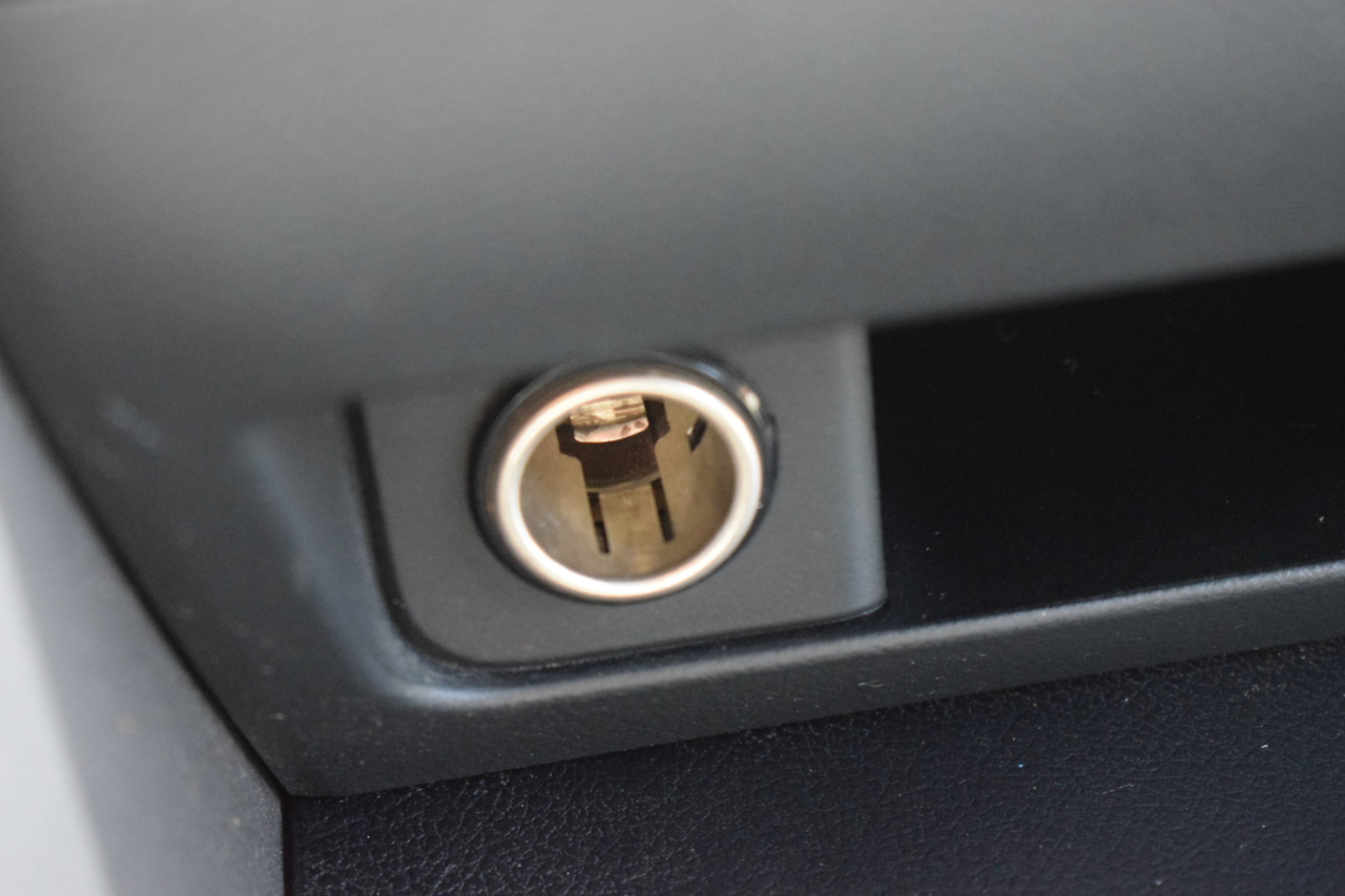 Toyota Tundra Limited 5.7L CrewMax 2WD 2010