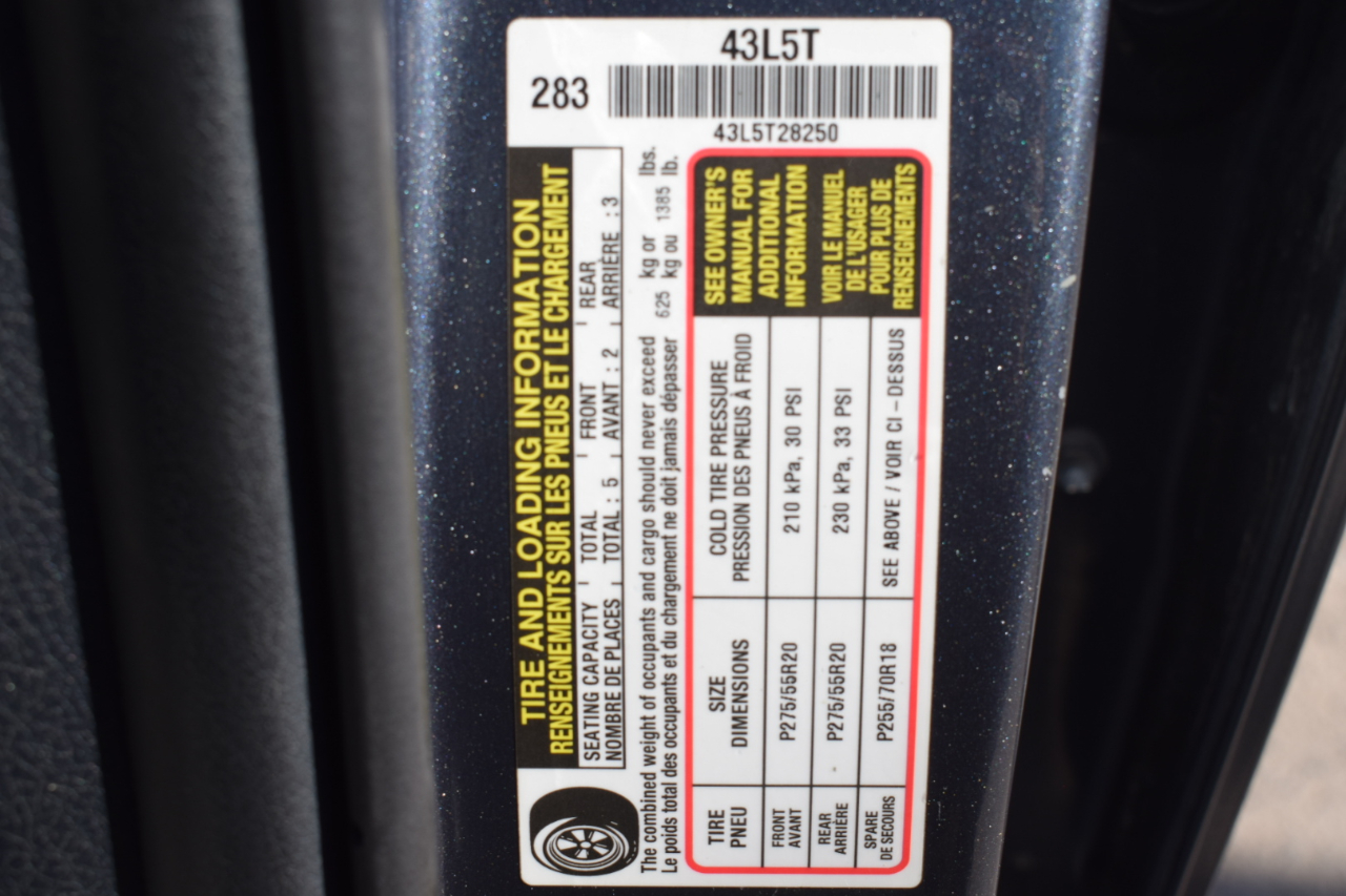 Toyota Tundra Limited 5.7L CrewMax 2WD 2010