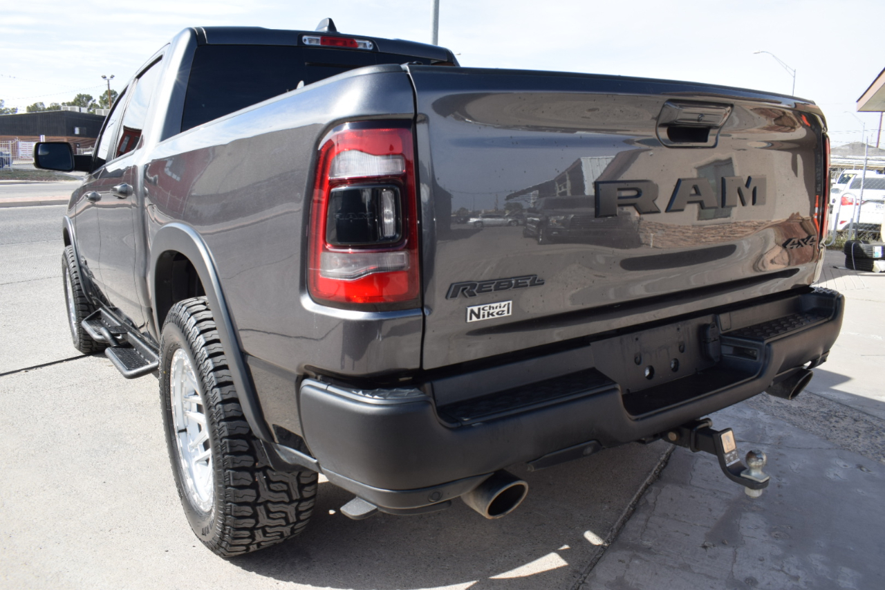RAM 1500 Rebel Crew Cab SB 4WD 2022