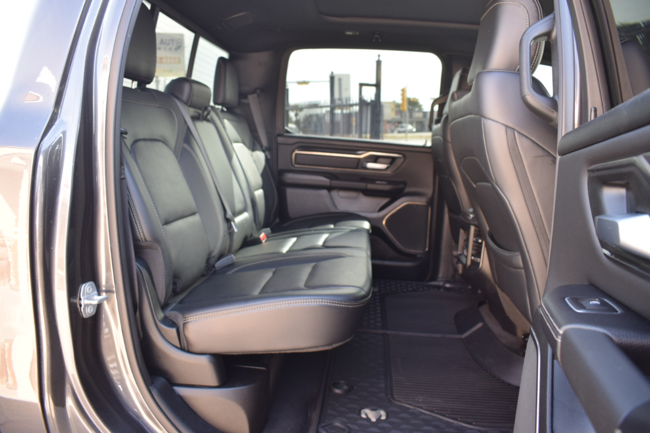 RAM 1500 Rebel Crew Cab SB 4WD 2022