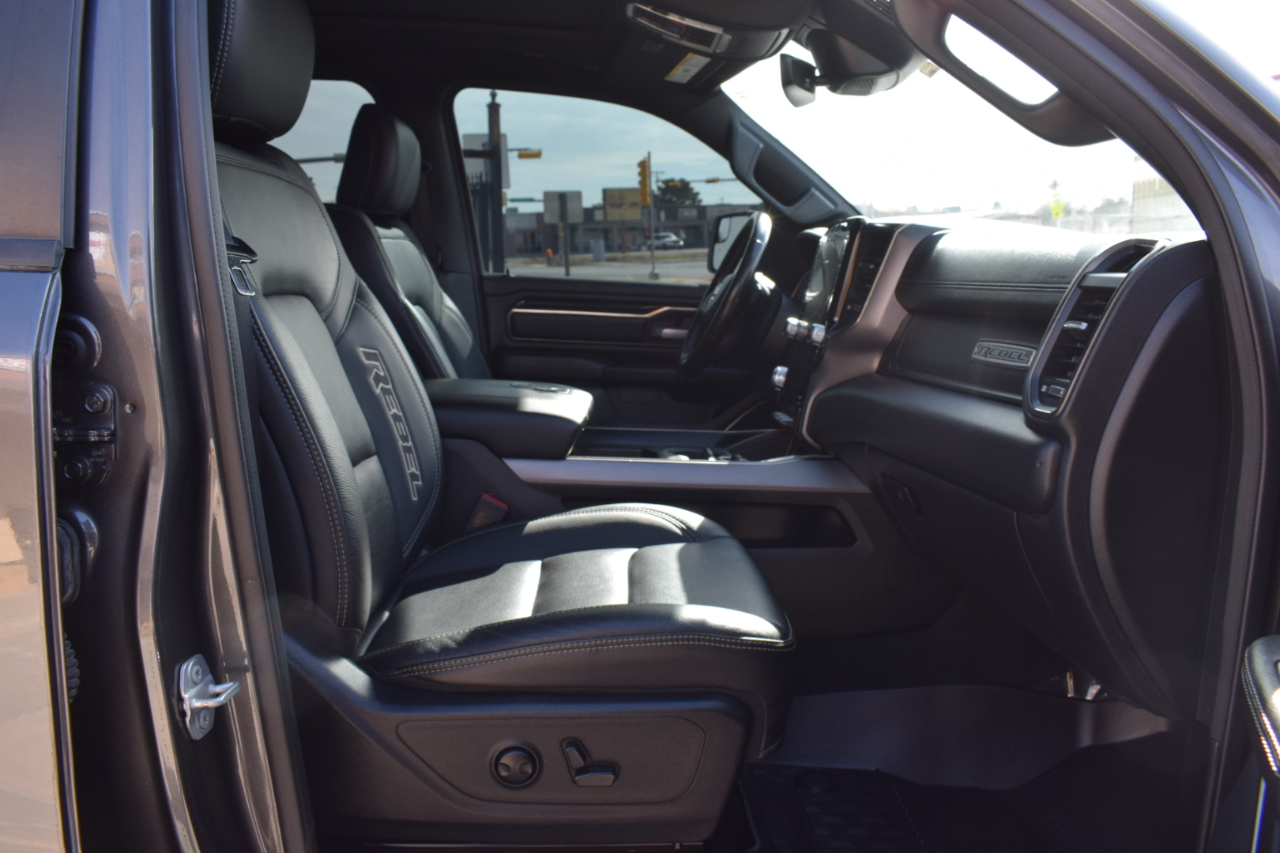 RAM 1500 Rebel Crew Cab SB 4WD 2022