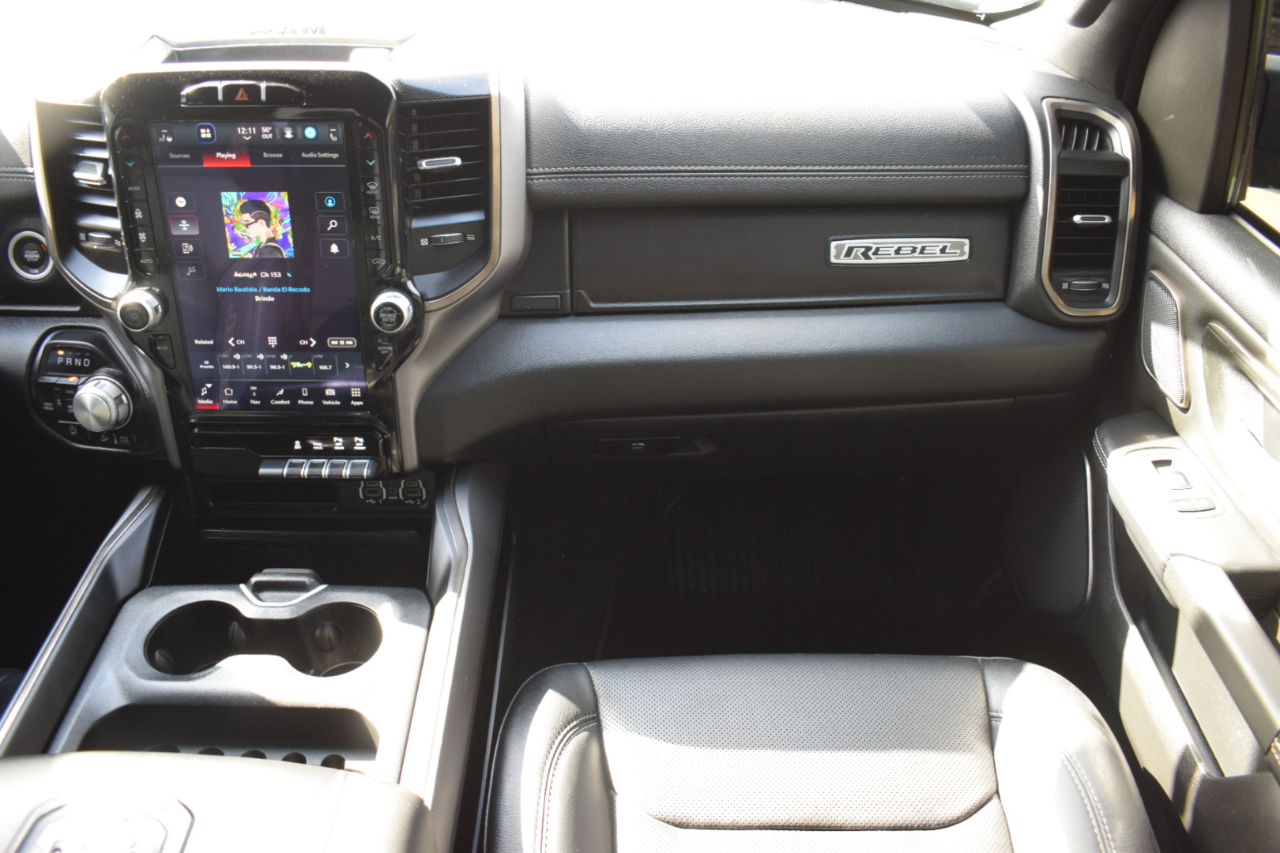 RAM 1500 Rebel Crew Cab SB 4WD 2022