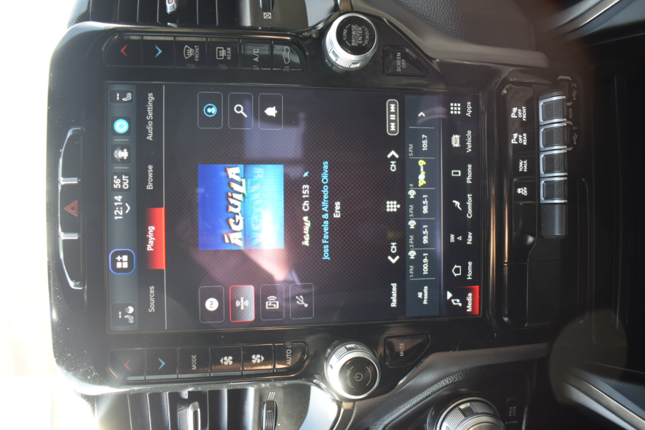 RAM 1500 Rebel Crew Cab SB 4WD 2022