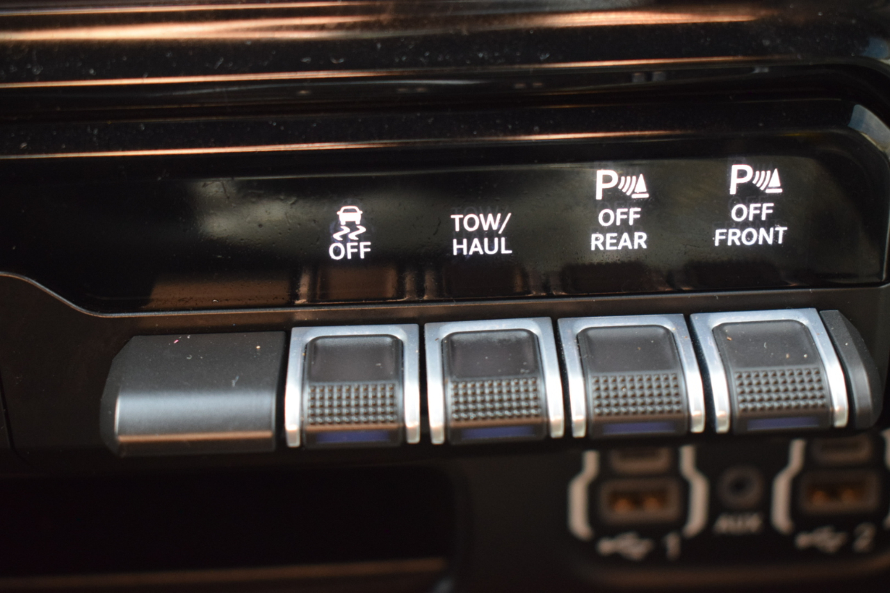 RAM 1500 Rebel Crew Cab SB 4WD 2022