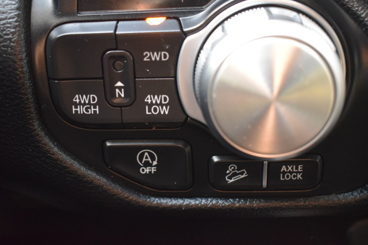 RAM 1500 Rebel Crew Cab SB 4WD 2022