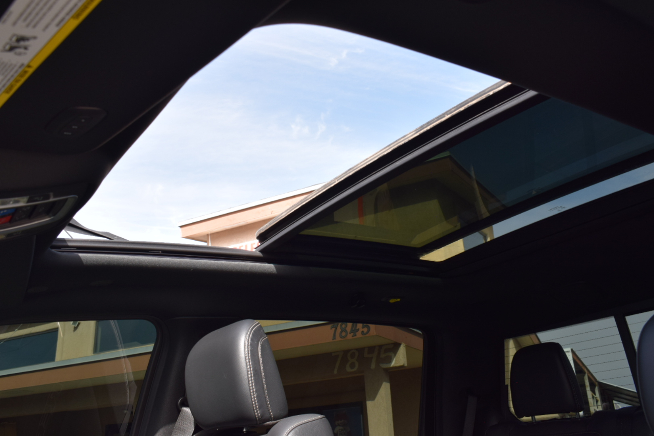 RAM 1500 Rebel Crew Cab SB 4WD 2022