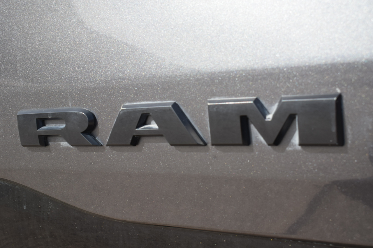 RAM 1500 Rebel Crew Cab SB 4WD 2022