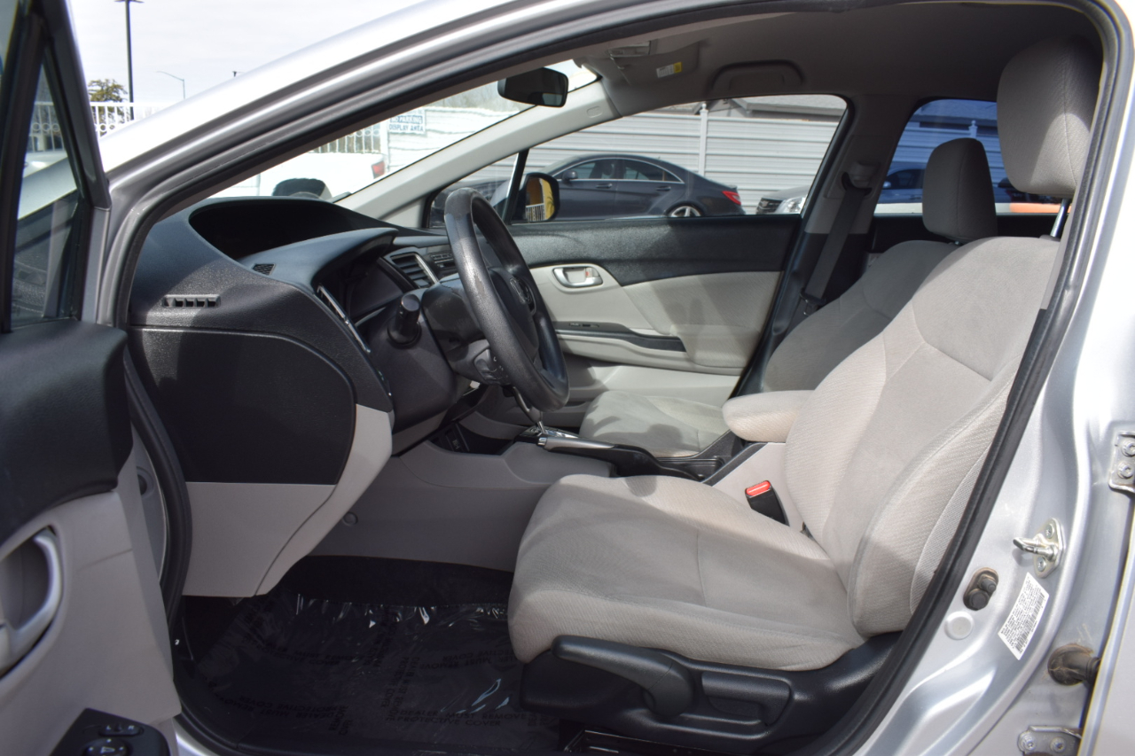 Honda Civic LX Sedan 5-Speed AT 2013