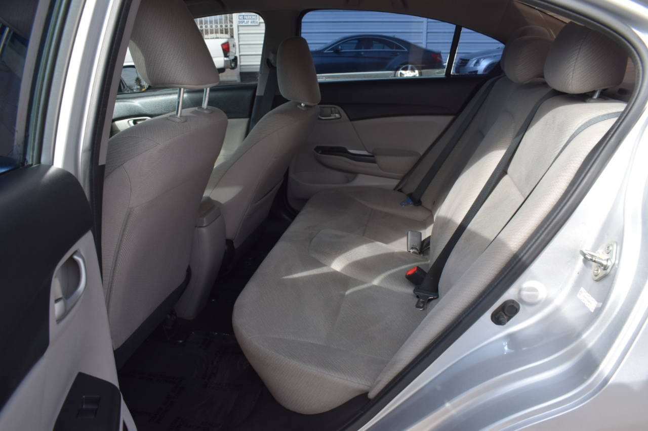 Honda Civic LX Sedan 5-Speed AT 2013