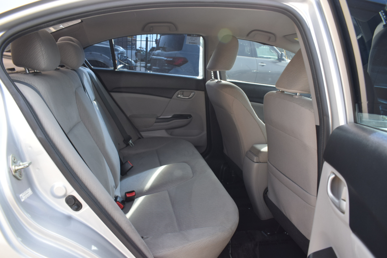 Honda Civic LX Sedan 5-Speed AT 2013