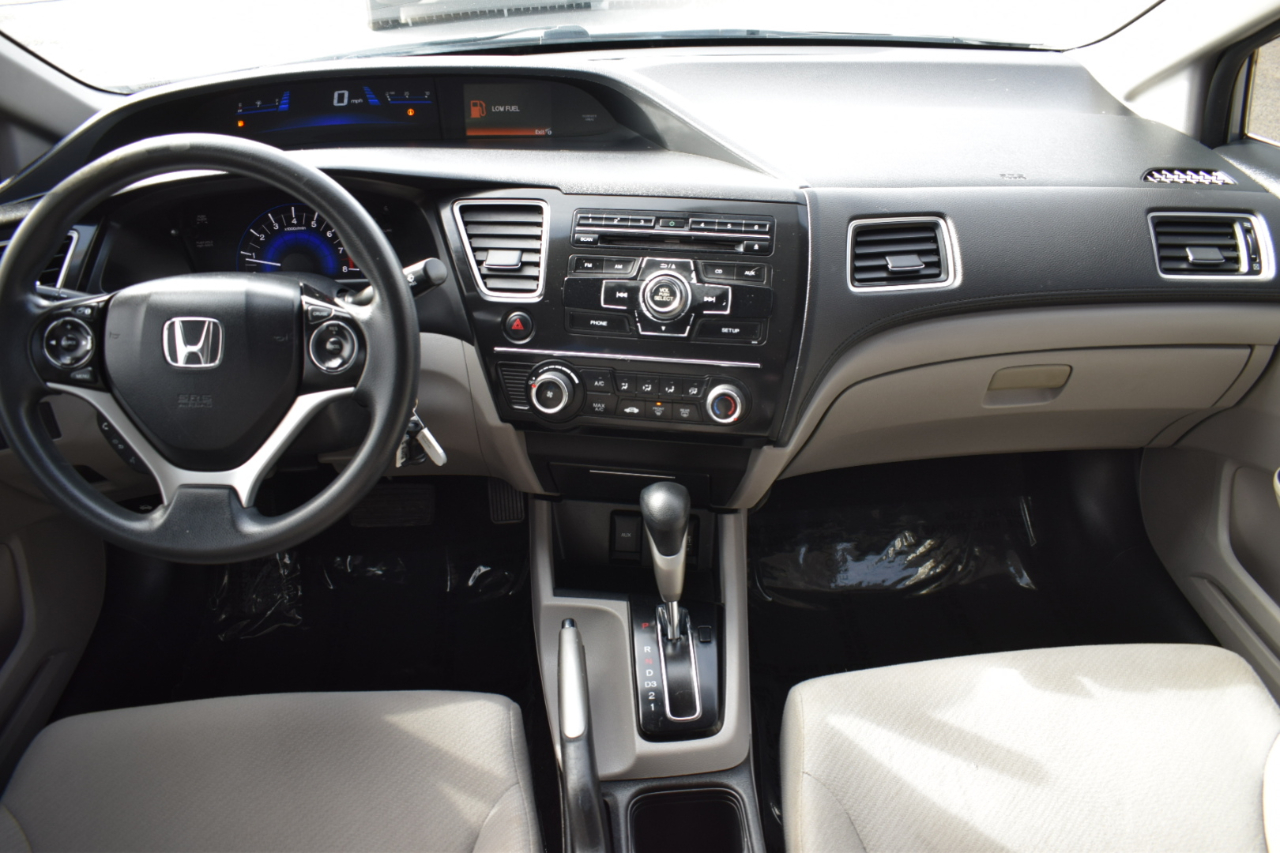 Honda Civic LX Sedan 5-Speed AT 2013