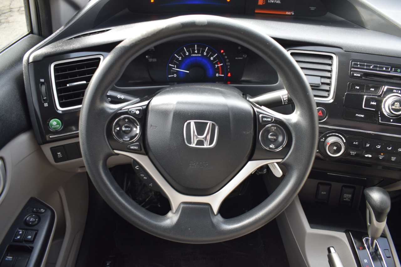 Honda Civic LX Sedan 5-Speed AT 2013