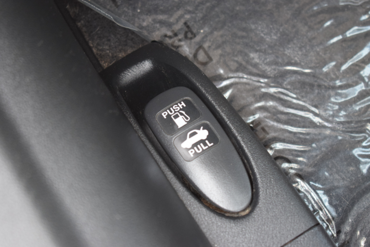 Honda Civic LX Sedan 5-Speed AT 2013