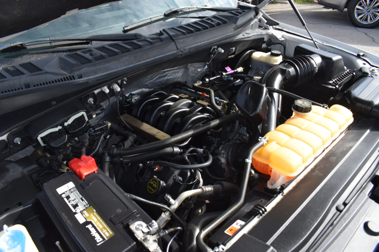 Ford F-150 Lariat SuperCrew 5.5-ft. Bed 2WD 2016