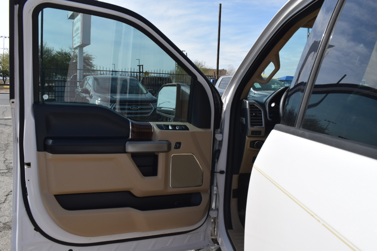 Ford F-150 Lariat SuperCrew 5.5-ft. Bed 2WD 2016