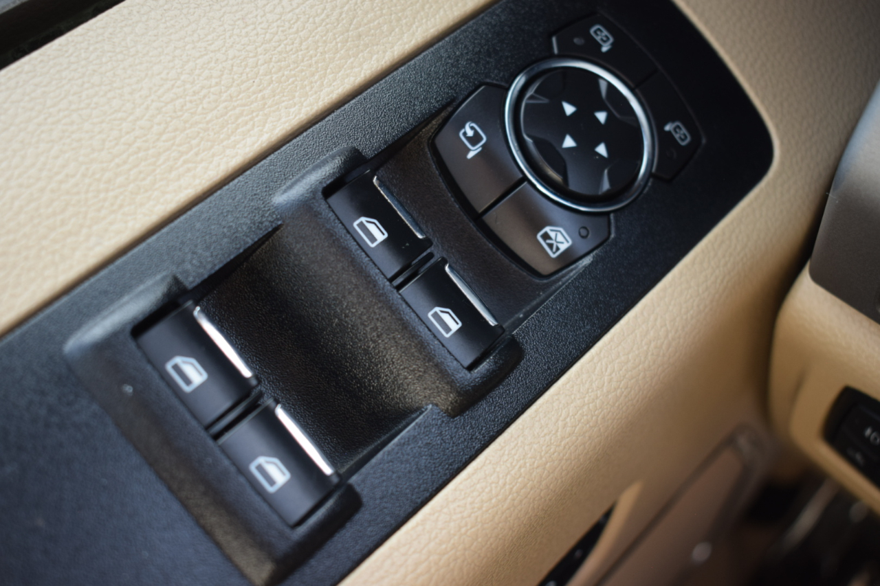 Ford F-150 Lariat SuperCrew 5.5-ft. Bed 2WD 2016