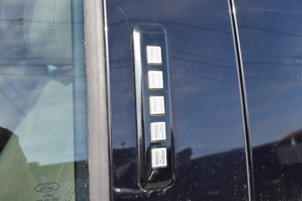 Ford F-150 Lariat SuperCrew 5.5-ft. Bed 2WD 2016