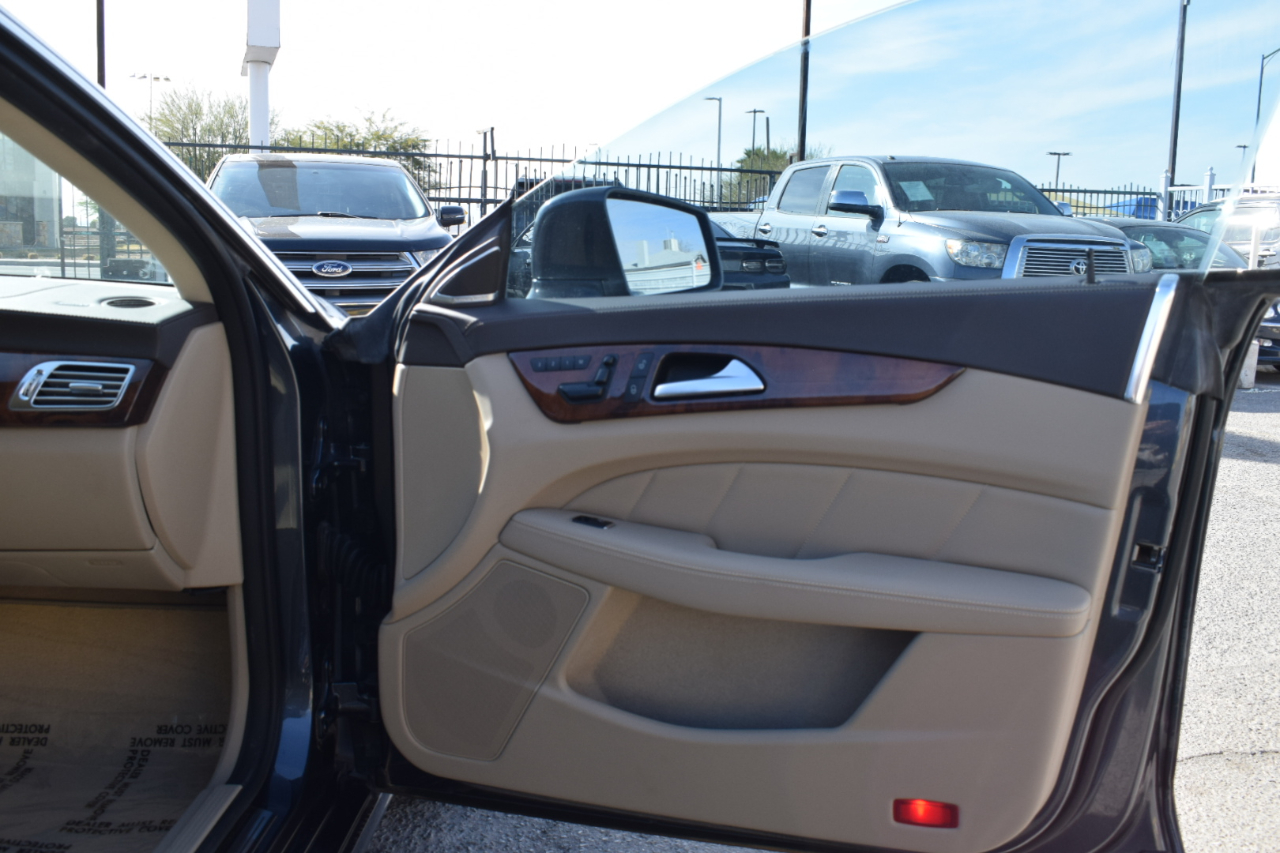 Mercedes-Benz CLS-Class CLS550 2014