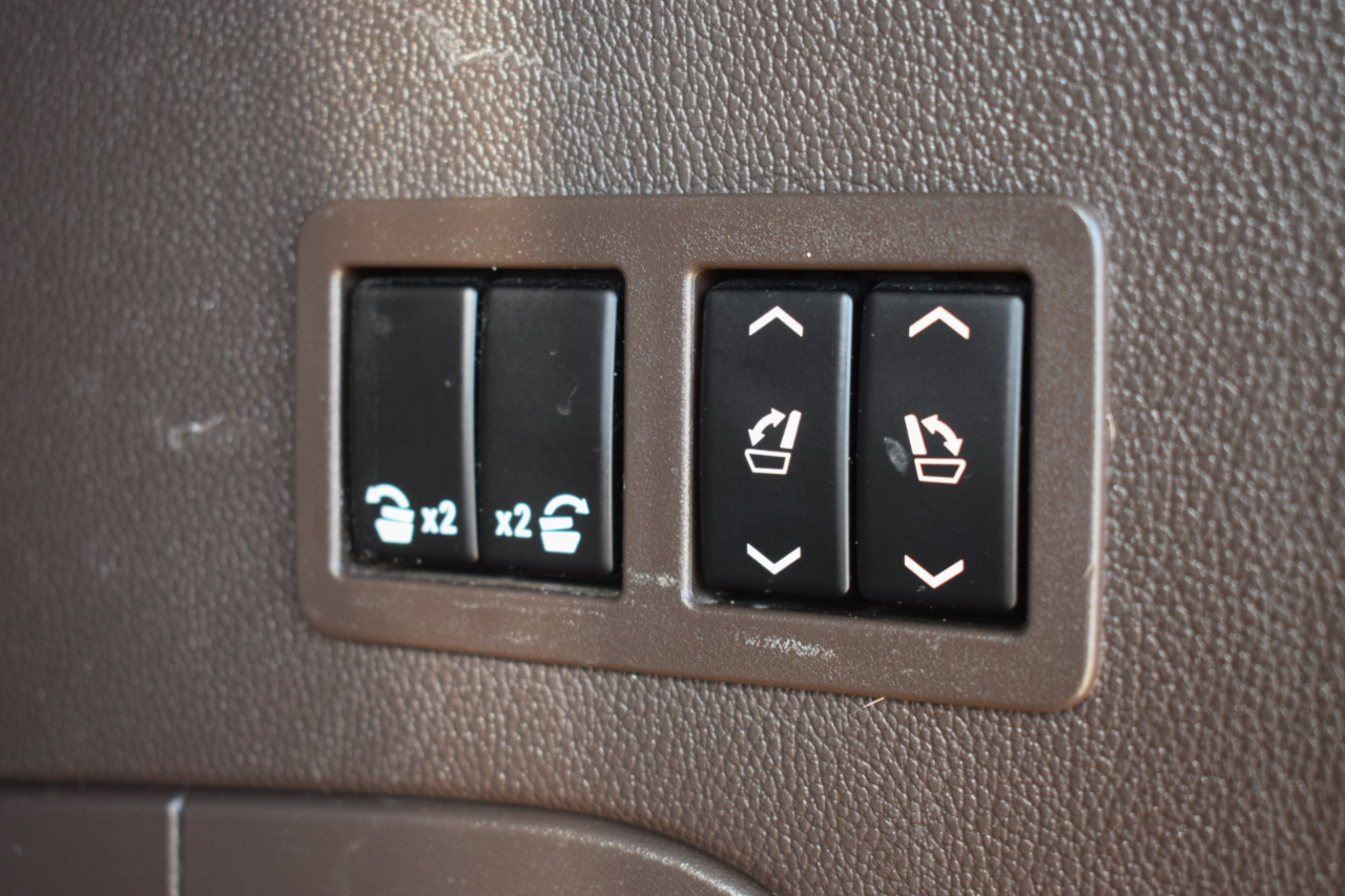 GMC Yukon Denali 2WD 2015