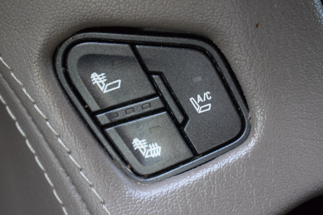 GMC Yukon Denali 2WD 2015