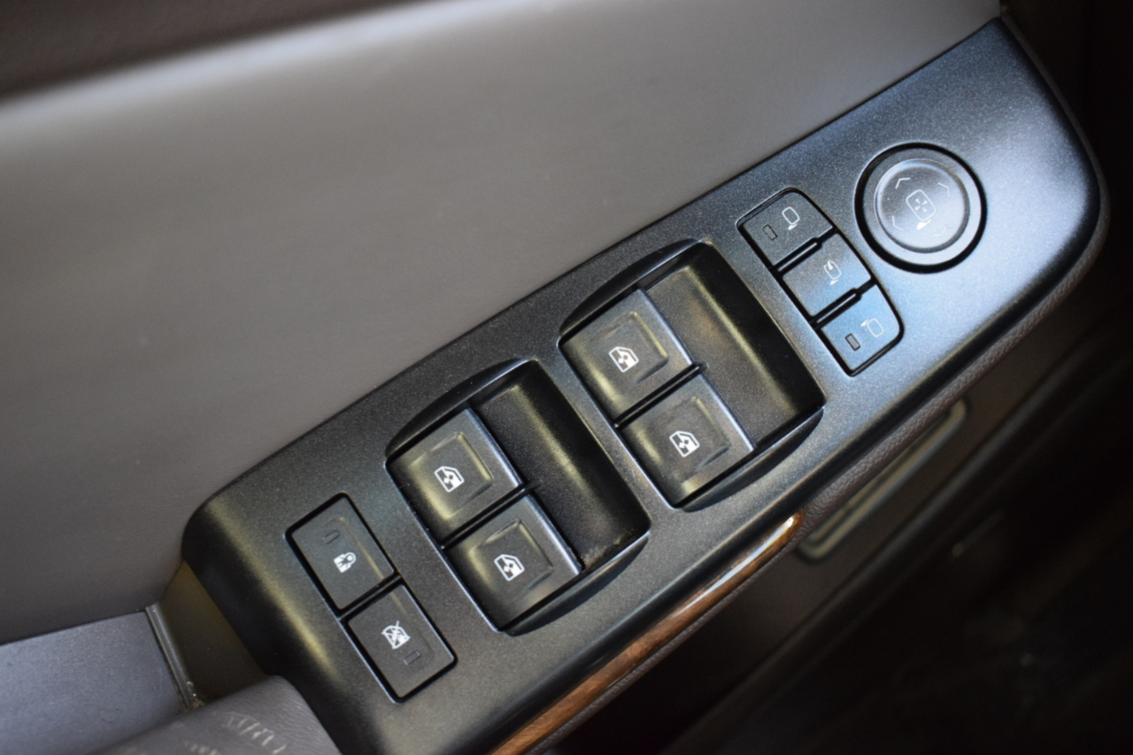 GMC Yukon Denali 2WD 2015