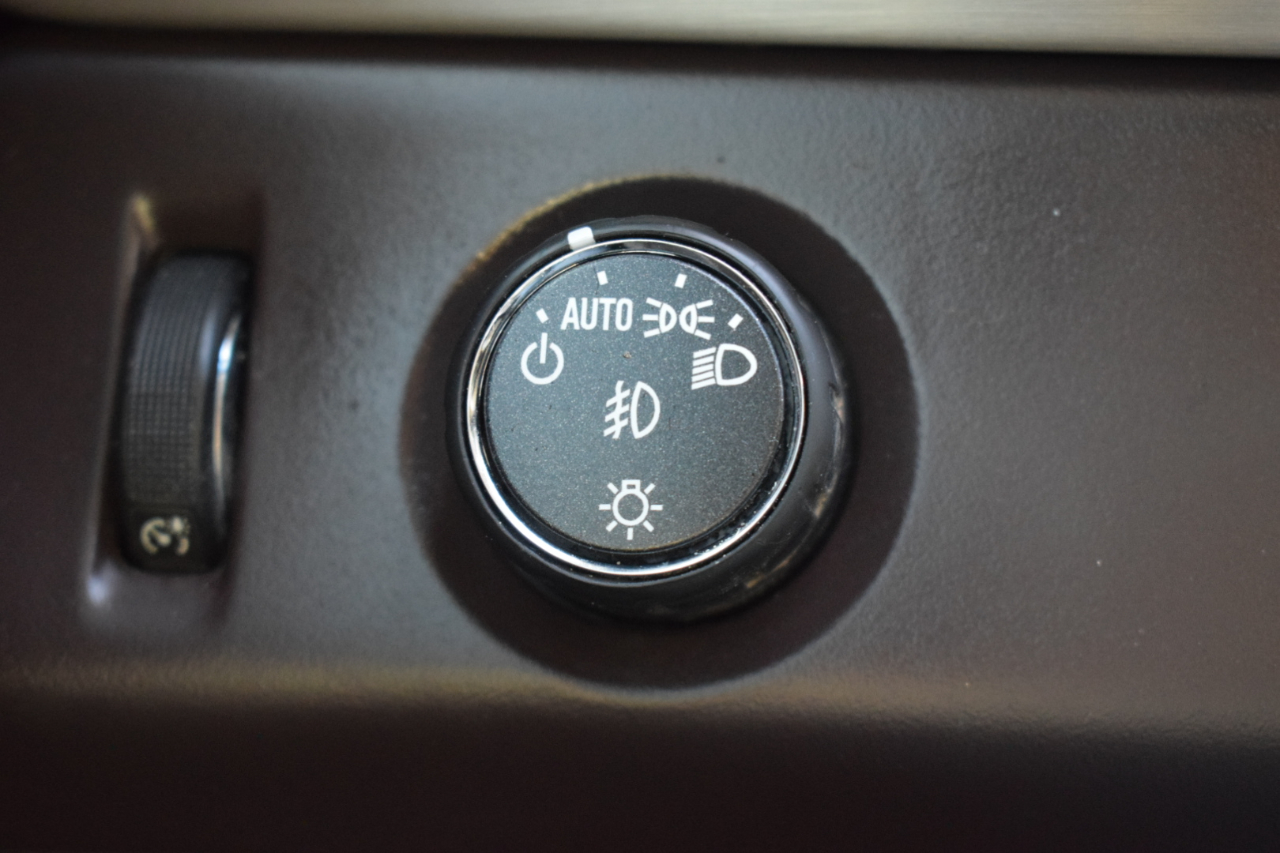 GMC Yukon Denali 2WD 2015