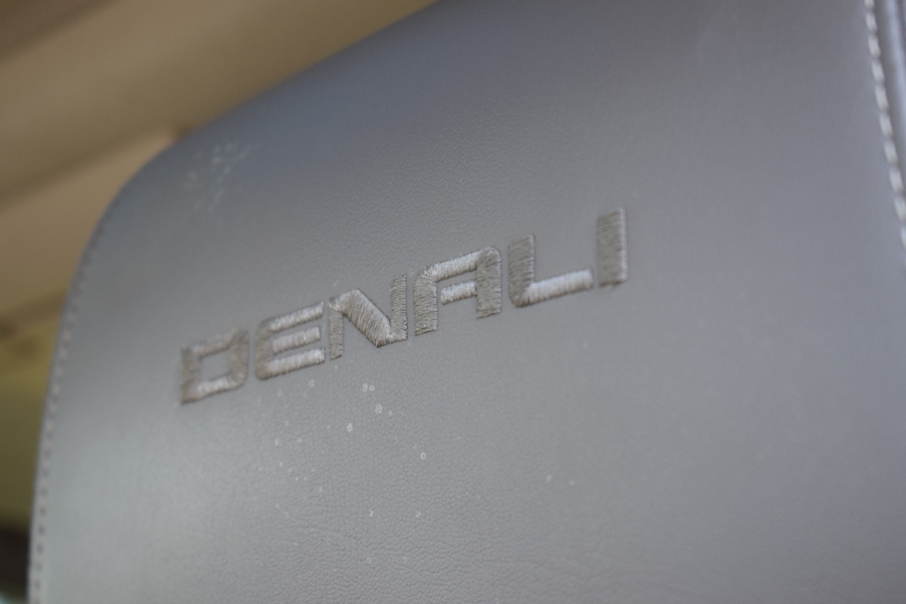 GMC Yukon Denali 2WD 2015