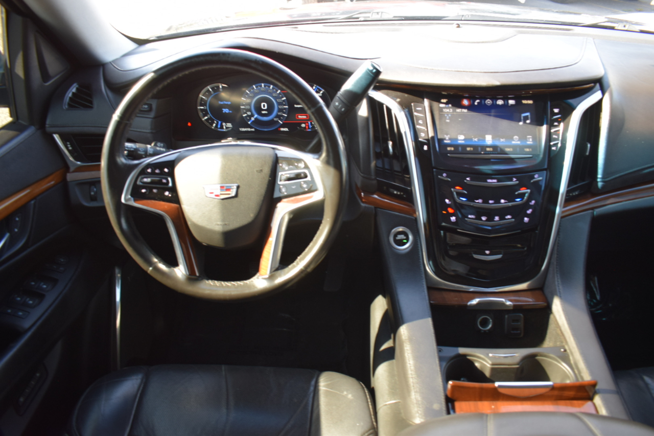 Cadillac Escalade Premium 2WD 2017