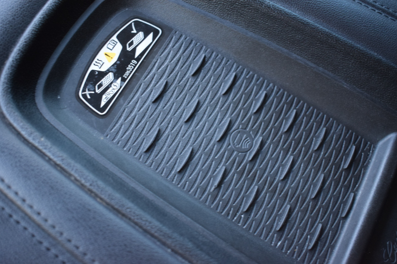 Cadillac Escalade Premium 2WD 2017