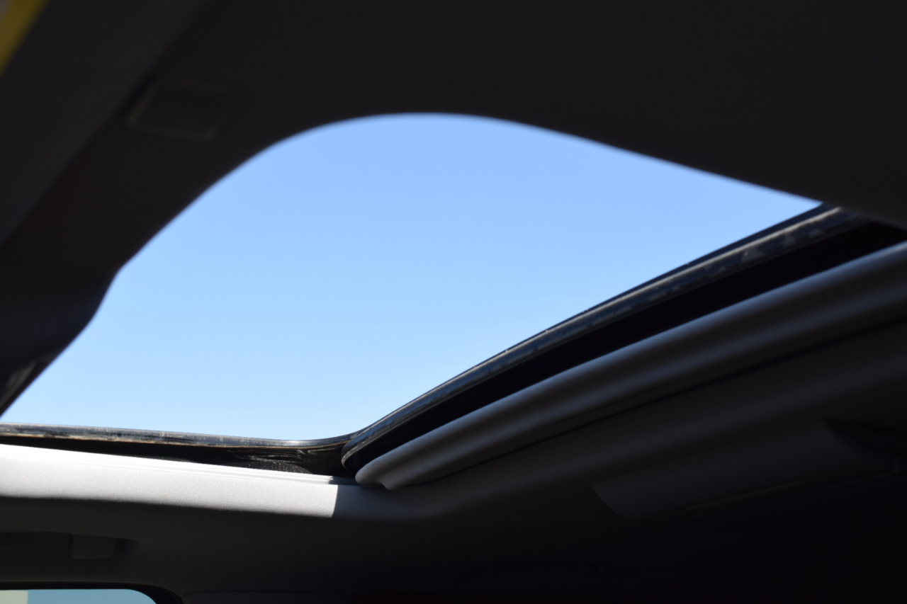 Cadillac Escalade Premium 2WD 2017