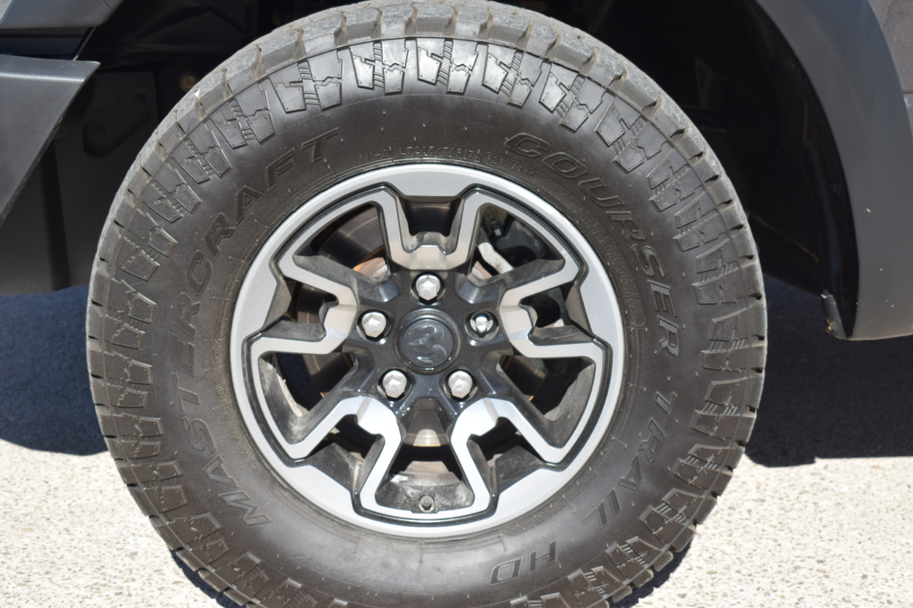 RAM 1500 Rebel Crew Cab SWB 4WD 2017