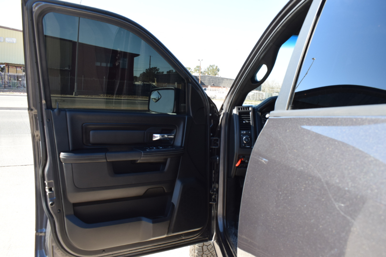 RAM 1500 Rebel Crew Cab SWB 4WD 2017