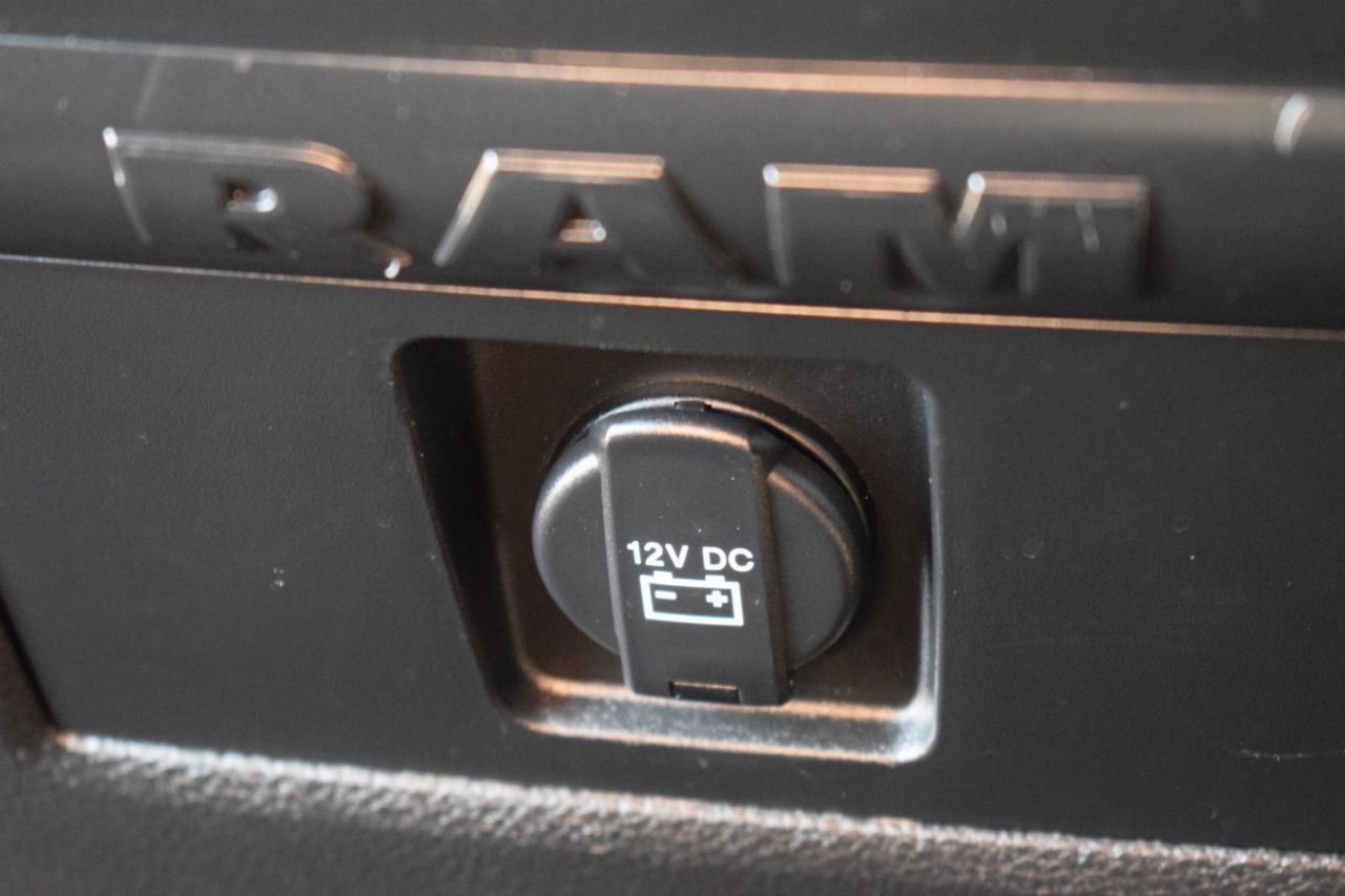 RAM 1500 Rebel Crew Cab SWB 4WD 2017