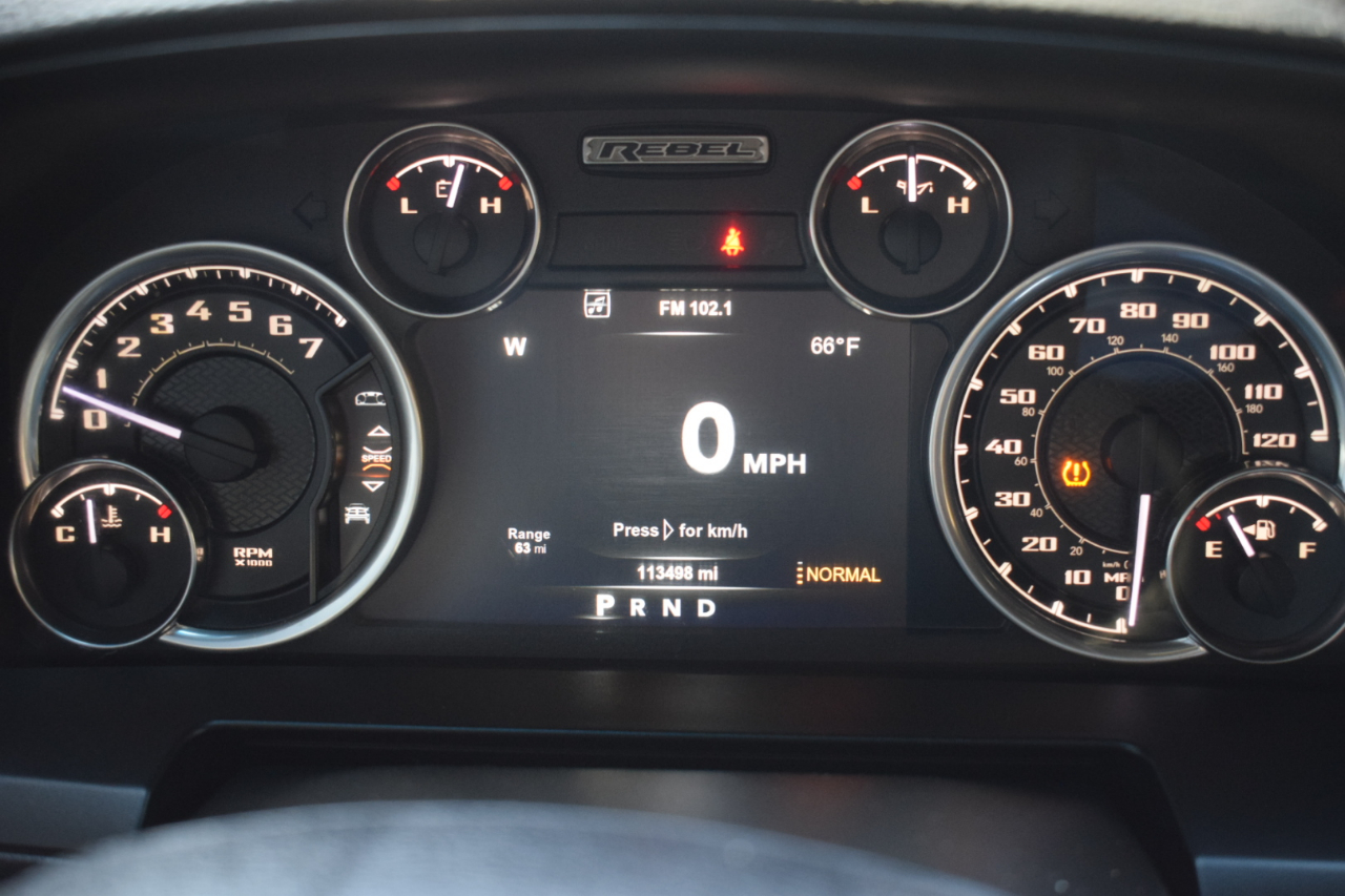 RAM 1500 Rebel Crew Cab SWB 4WD 2017